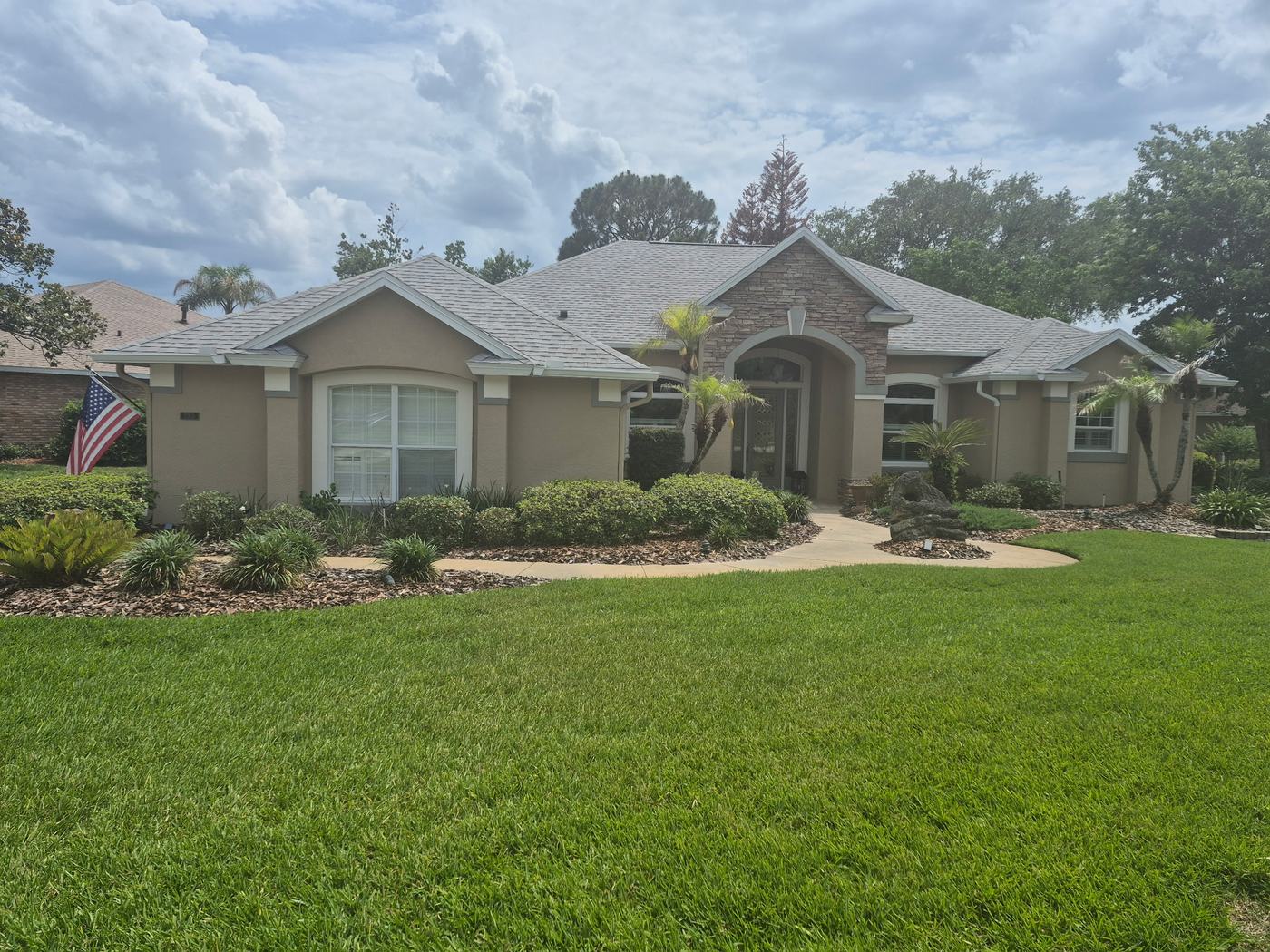 Loving DeBary FL home for small and medium dog sitting, day care, and overnight boarding